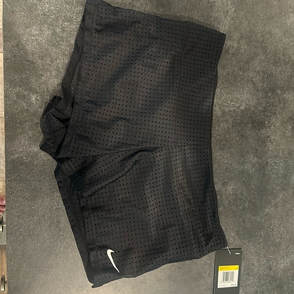 NWT Nike Women’s Swimwear Shorts - Picture 1 of 4